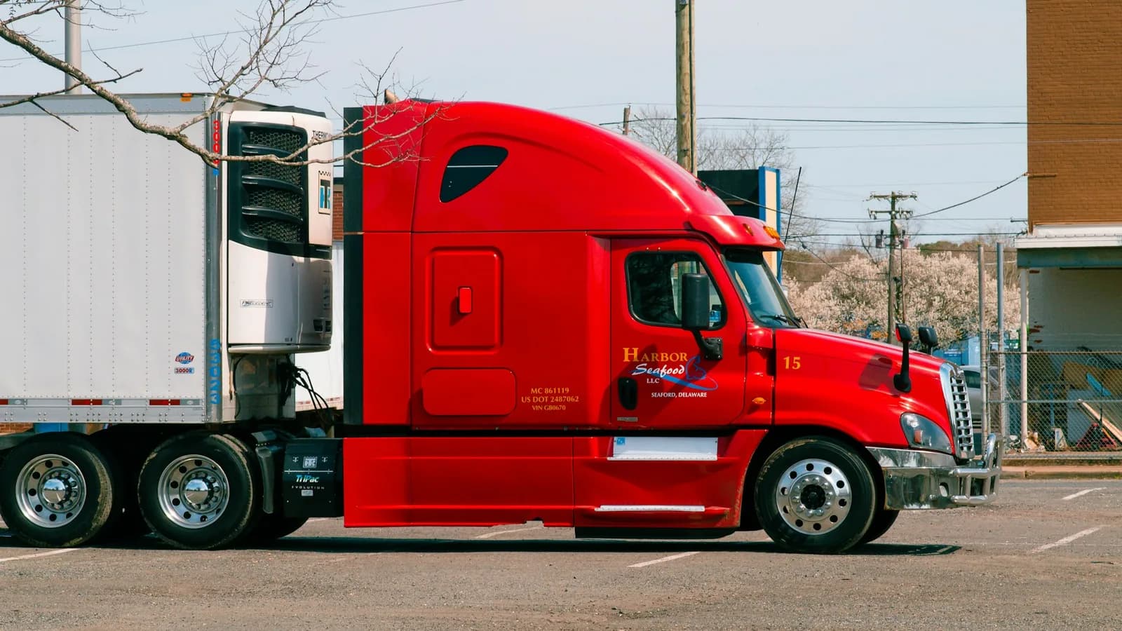Refrigerated semi truck and trailer